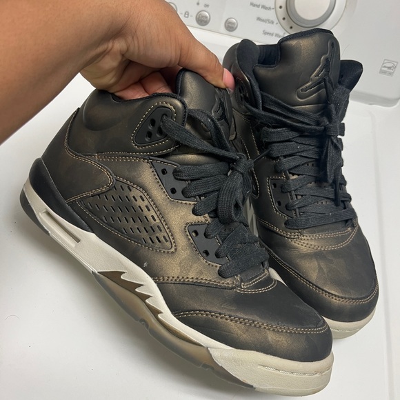 Jordan 5 Retro Heiress Camo - Picture 2 of 6